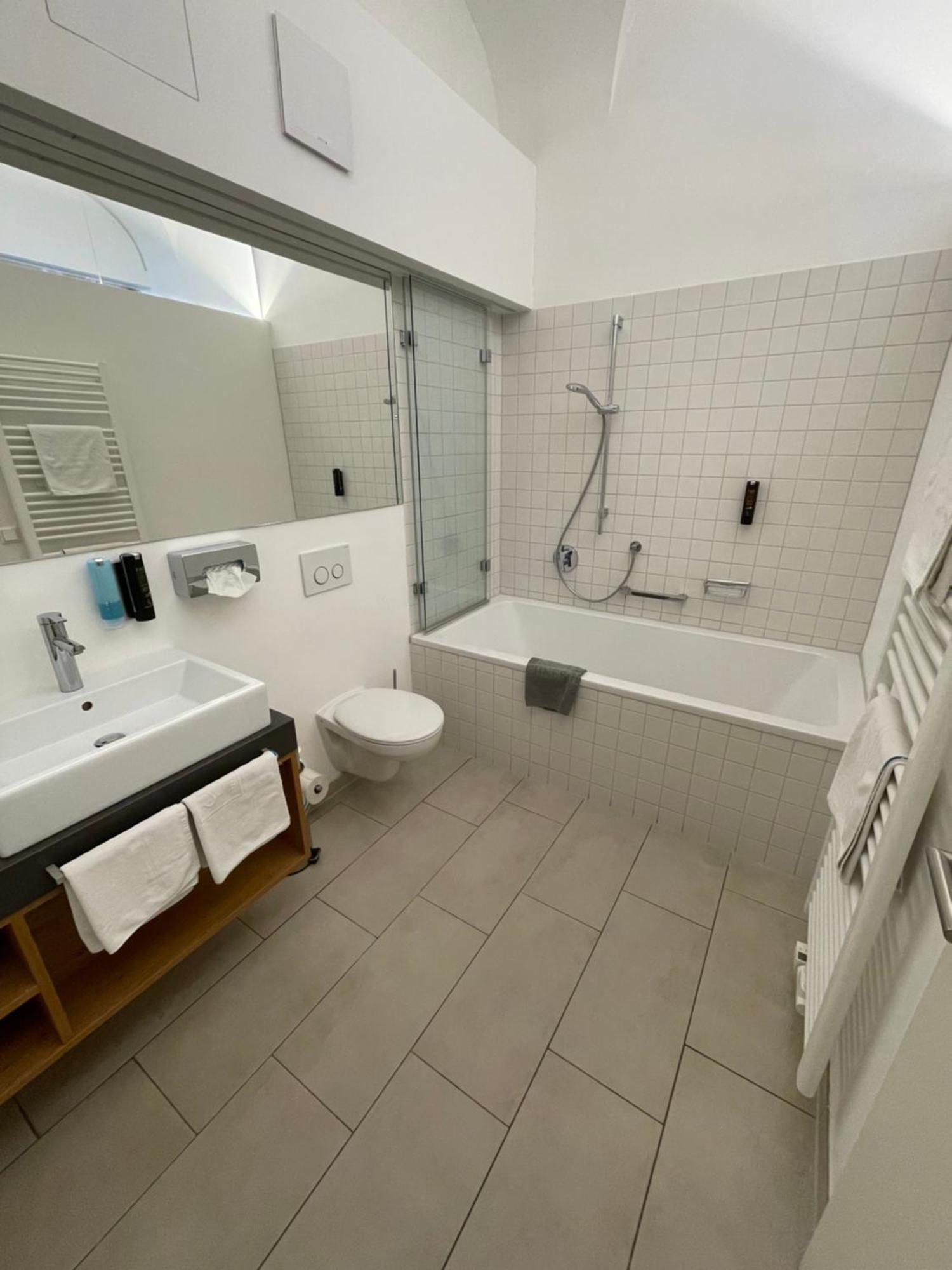 Hotel Muenchner Hof Altötting Zewnętrze zdjęcie