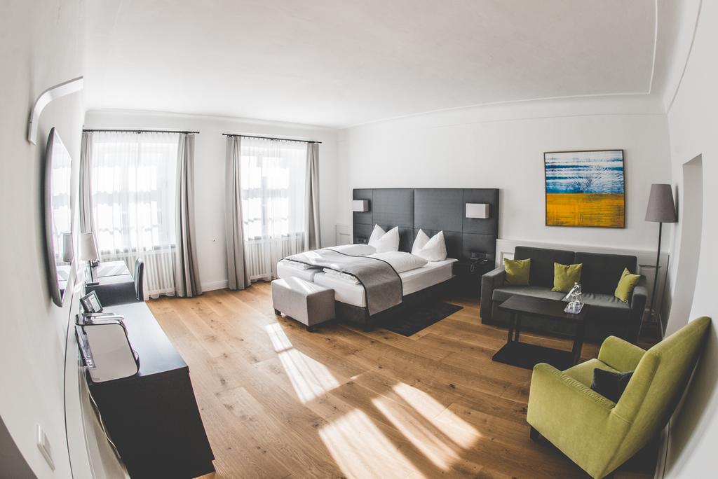 Hotel Muenchner Hof Altötting Zewnętrze zdjęcie