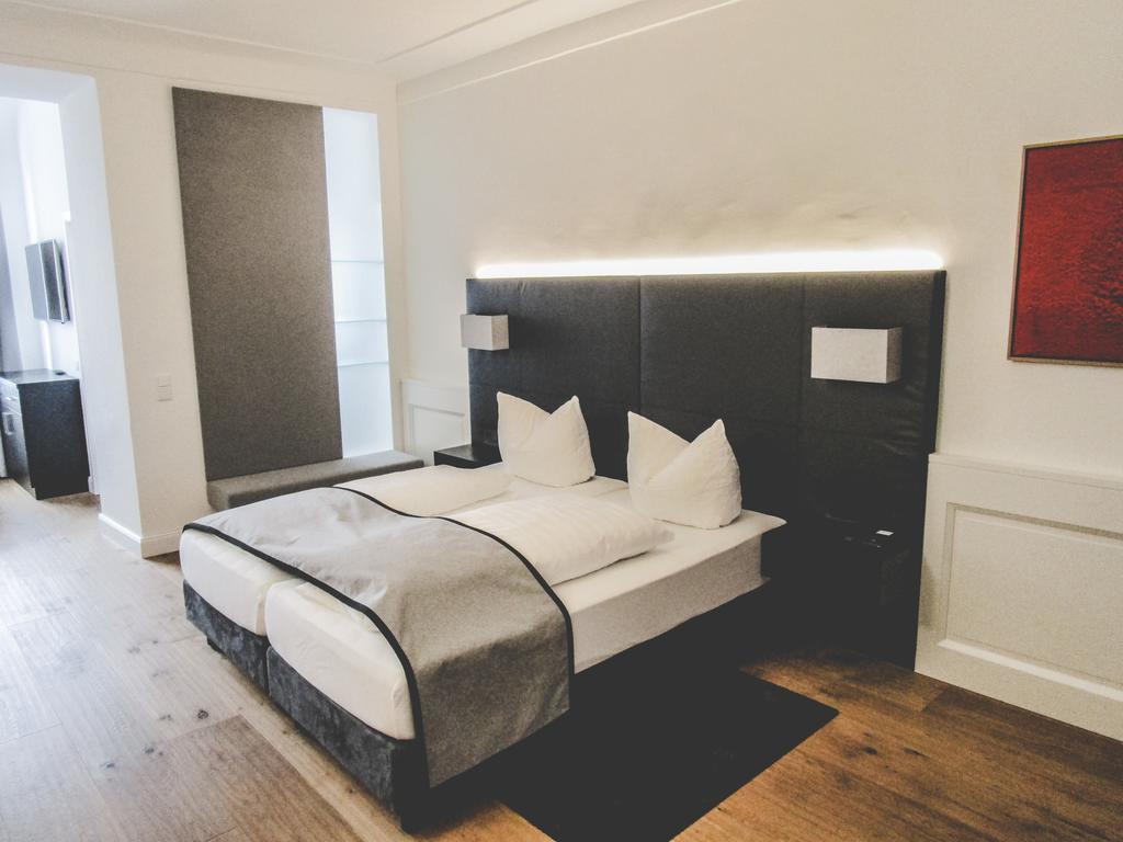 Hotel Muenchner Hof Altötting Zewnętrze zdjęcie
